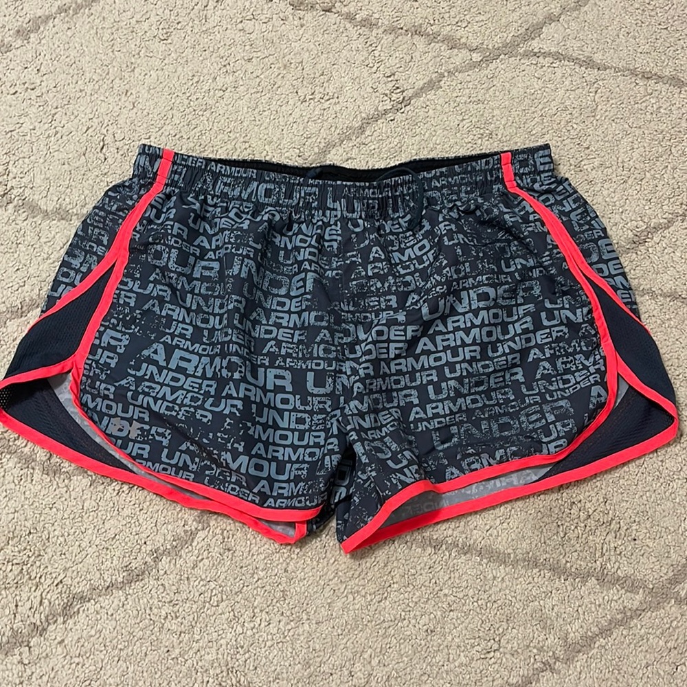 Under Armour Large Running Shorts